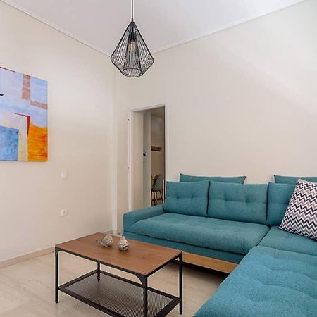 Cozy Flat With 1 Bedroom Next To Metro Station Athen Eksteriør billede
