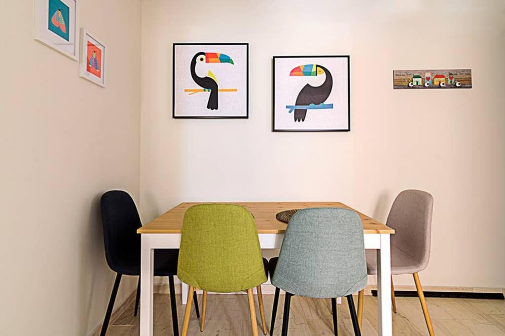 Cozy Flat With 1 Bedroom Next To Metro Station Athen Eksteriør billede