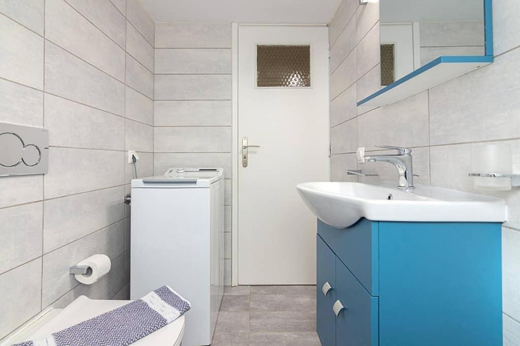 Cozy Flat With 1 Bedroom Next To Metro Station Athen Eksteriør billede